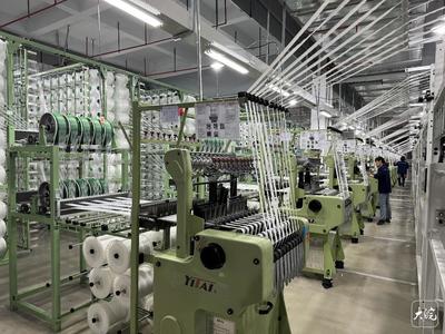 正將"小拉鏈"做成"大產(chǎn)業(yè)"!池州迎中國拉鏈行業(yè)盛會(huì)