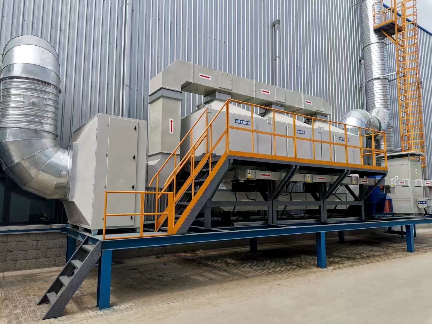 電鍍行業廢氣處理與成套設備應用